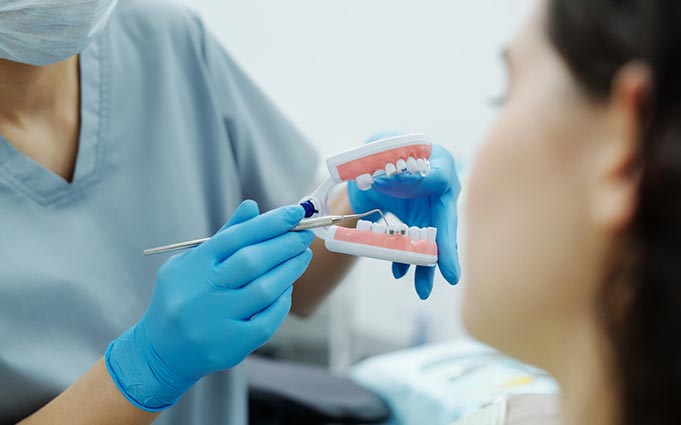 В каких случаях необходима костная пластика при имплантации зубов